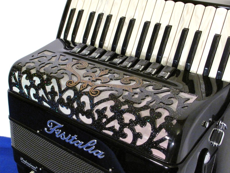 New Fisitalia Tone chamber 34 96 Italian accordion